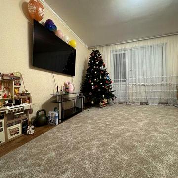 Продаж 3 кімнатної квартири Полтавська