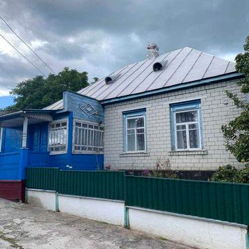 Продається будинок в м. Ічня