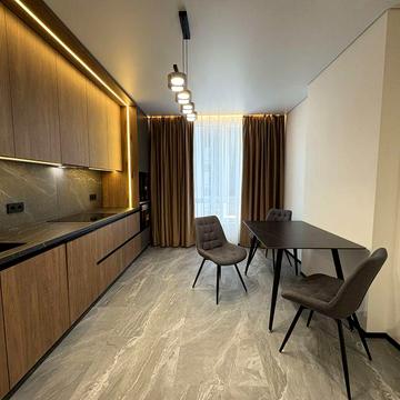 Продам однокімнатну квартиру з ремонтом  жк manhattan up озеро та парк ЖК Manhattan ap