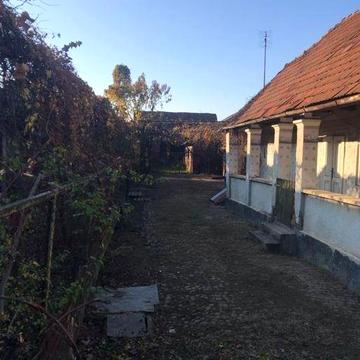 ПРОДАЄТЬСЯ  будинок  в місті Мукачево