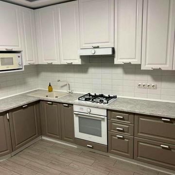 Оренда простороі 3 кімнатної квартири + гараж