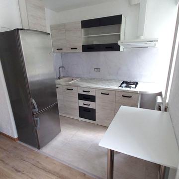 Доброхотова, 28