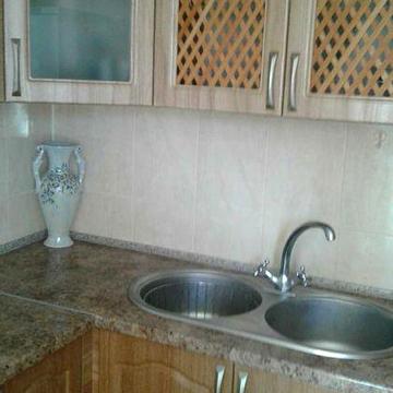 2 комнатная квартира на Каролина Бугазе в новом доме.