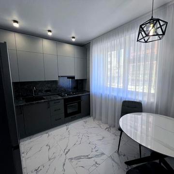 Здам 1 кімнатну квартиру на Озерній