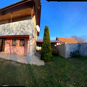 Продам будинок 195 м², поруч із м. Берегове . Закарпаття