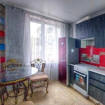 Продам 2-х к.сталінку Центр Пассаж Екатир.бульвар 67 кв.м, iq