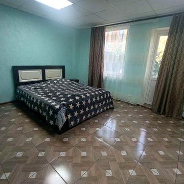 Оренда будинку в Дубово для хлопців з Гаражем