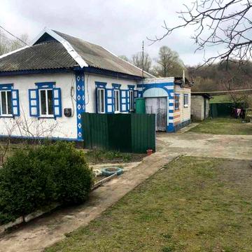 Продаж будинку на початку с. Камяні Потоки (сертифікат або субвенція)