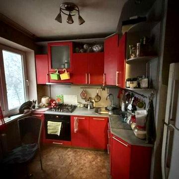 Продам 2 ком.квартиру на Салтовке, р-н 8 хлебозавода.