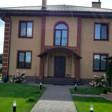 Орен.будинку з генерат.с.Нові Петрівці.вул.Ново-Київська.Гараж.Власник