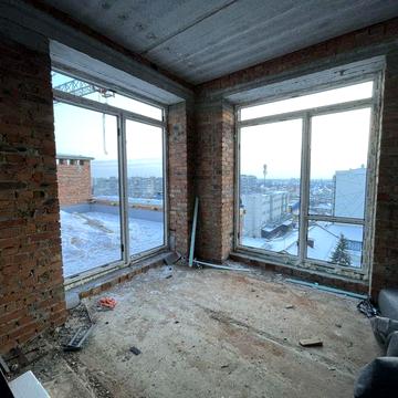 3-х кімнатний Пентхаус з власною терасою в 3-х хв. від міського озера