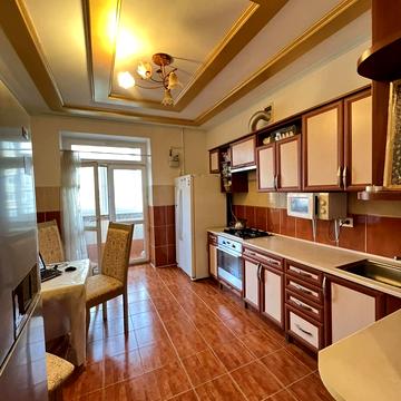 Івана Величковського вул., 30а