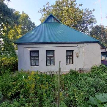 Частина будинку з окремим двором у мікрорайоні Пушкарівський