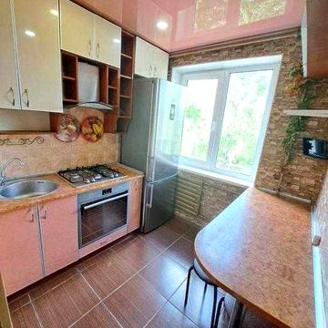 Дворец спорта. 2 ком. кв. Можно по сертификату!