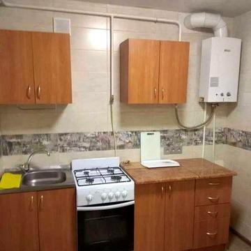 Продам 1к квартиру пр. Пилипа Орлика, 2