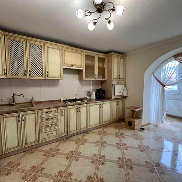 Оренда 2 кімнатна вул. Пулюя