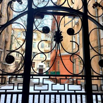 Когда локация — главный люкс: квартира в двух кварталах от Горсада