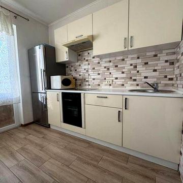 Гмирі,10/40, Патріотика, Позняки, Осокорки, Чавдар