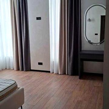 1 кімнатна в новобудові центр вул. С. Стецько