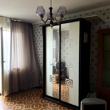 Продам 1комнатна  район Одесской ,пр.Байрона