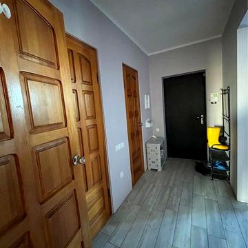 Здаєтся будинок в довгострокову оренду на 3-му занасипі