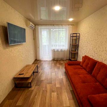 Сдается 2-х комн квартира , ул.Новоорловская 2А