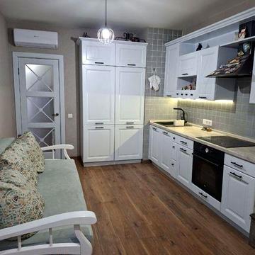 Стильная квартира на 7 этаже в доме с генератором