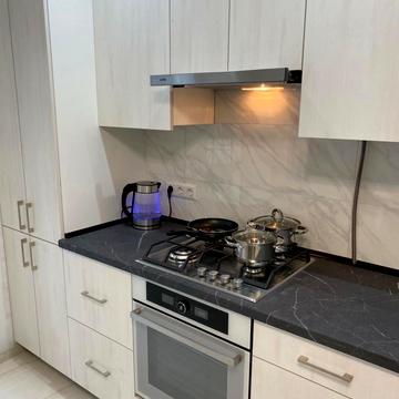 Олександра Довженка вул., 7а