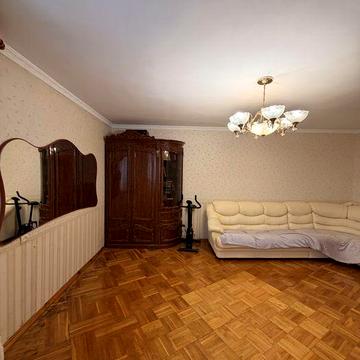 Продаж 3-кімнатної квартири вул.Льотна