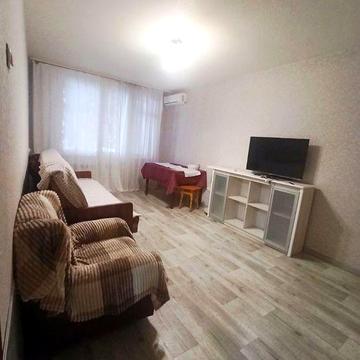 ОРЕНДА 2х кімнатної квартири, ВОКЗАЛЬНА,  район 9 ШКОЛИ.