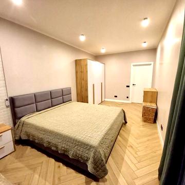 Оренда  1 кімнатної квартири, Джона Маккейна вул., Печерськ, Либідська