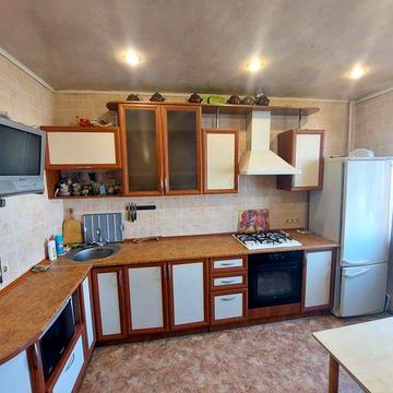 Продается 4-ех комн квартира Осипенковский микрорайон