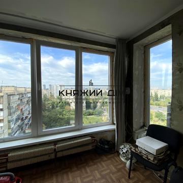 Березняківська вул., 2