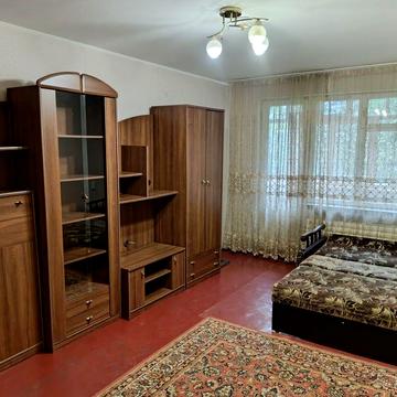 Оренда 1 кімнатна без комісії, є світло, вільна з 20.02