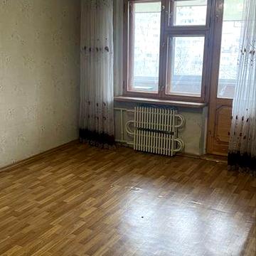 Победа-6 1 комнатная кв . Навогодняя