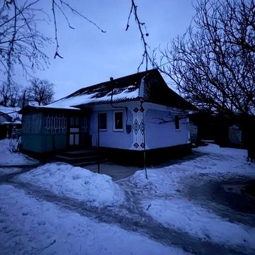 Приватний будинок та окрема добудова 20 соток