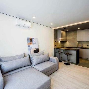 Стильна 1к кв ЖК “Варшавський-2” в. Родини Крістерів Генератор