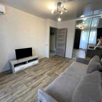 Двухкомнатная кв. метро 23 Августа за Солдатом