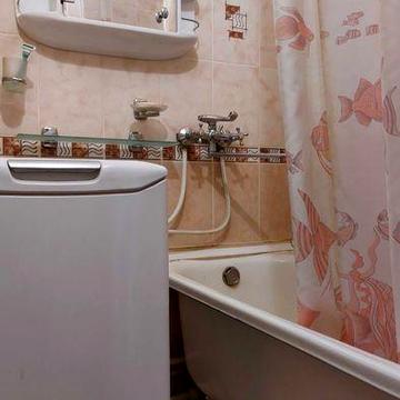 Продаж 2 кімн. квартири р-н Дендропарку ( роздільні кімнати)