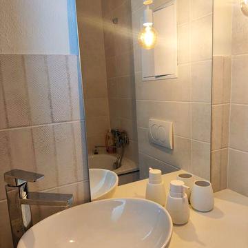 Продаж 1 кім район 8-9 школи