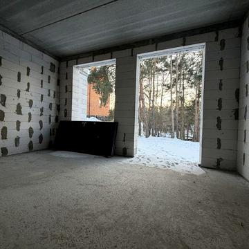 Таунхаус з терасою на 3-му поверсі центр  Гостомеля