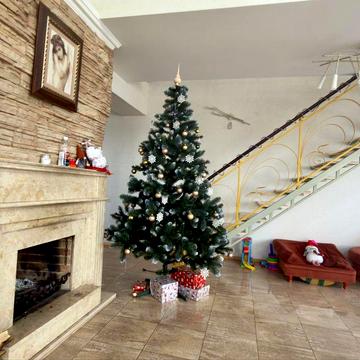 4К Івасюка 24А, поруч Дніпро, набережна прогулянкова