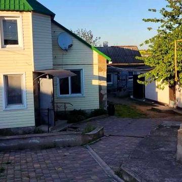 Продам 2-х этажный дом в Дачном