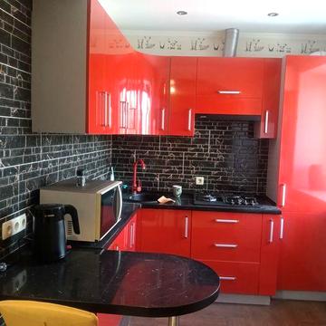 Продається двокімнатна квартира центр