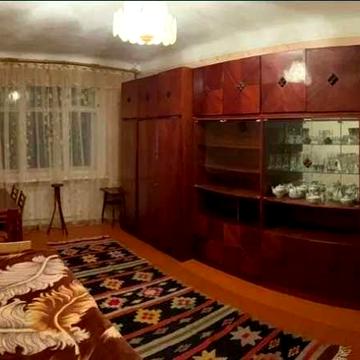 Продається 2-х кімнатна квартира, р-н Критого ринку