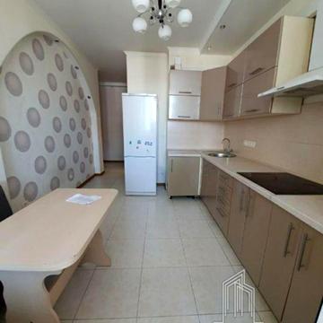 Єлизавети Чавдар вул., 11