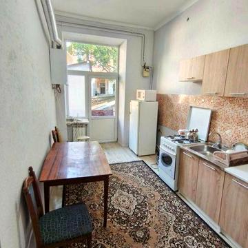 Оренда двох кімнатна квартира привокзальна