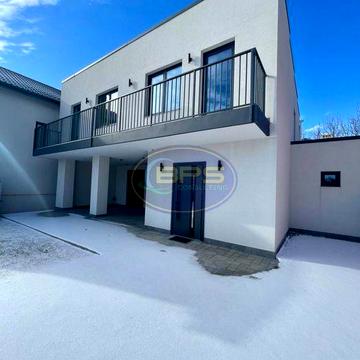 Новий сучасний будинок біля моря. Без %