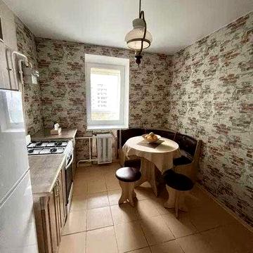 Продається 1-кімнатна квартира на Мотелі