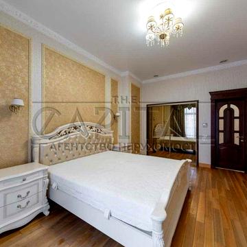 ОРЕНДА, Хрещатик 27б, Печерськ, 3-х кімн. кв. клубний буд.«Капітолій»